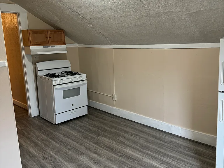 211 Alberta St #213C — Photo 14