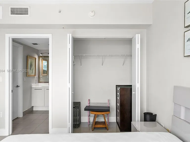 92 SW 3rd St #4702 — Photo 11
