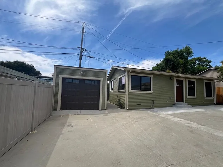 1258 Palm St — Photo 1