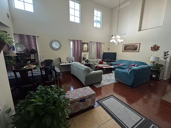5th image of 19291 Saffron Dr