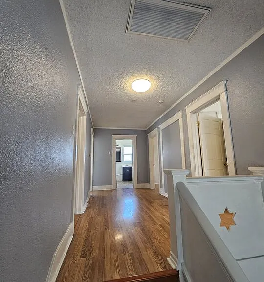1822 S Oxford Ave — Photo 20