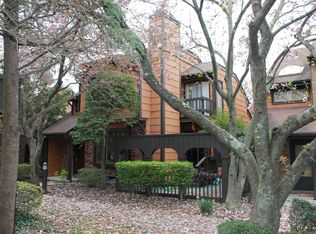 53 Riverbend Dr, North Brunswick, NJ 08902