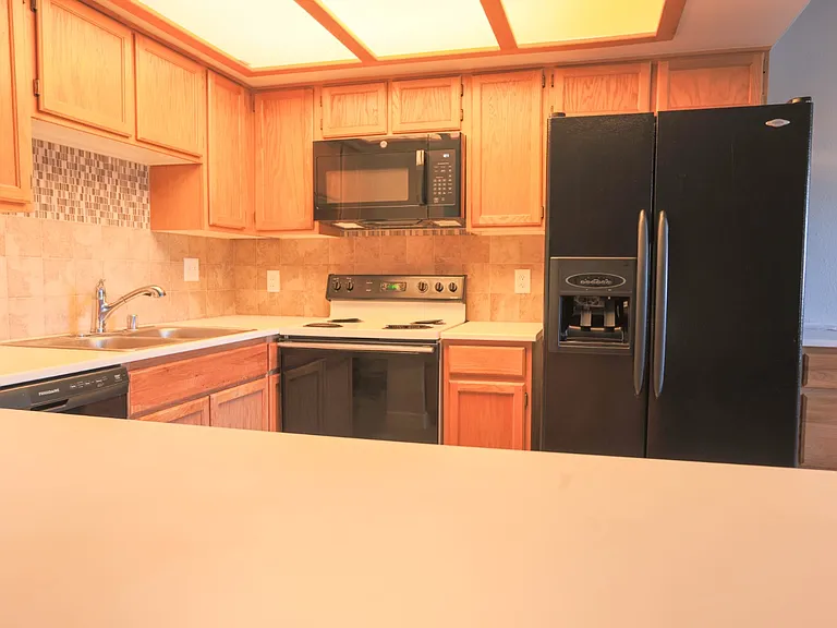 8410 Eldora Ave #1085 — Photo 4
