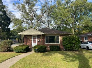 21801 Cloverlawn St, Oak Park, MI 48237