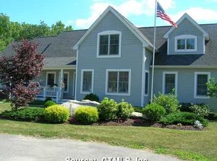 3 Knickerbocker Ln, Niantic, CT 06357