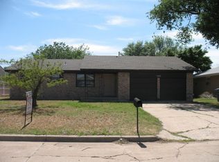 2322 NW 47th St, Lawton, OK 73505