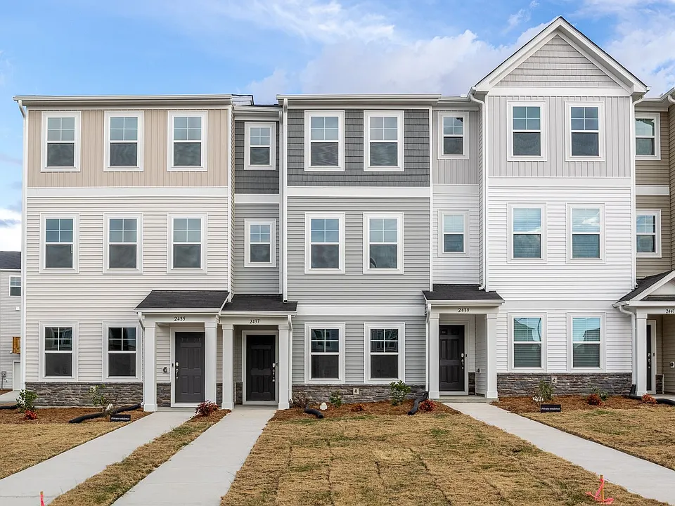 2437 Kasota Ln