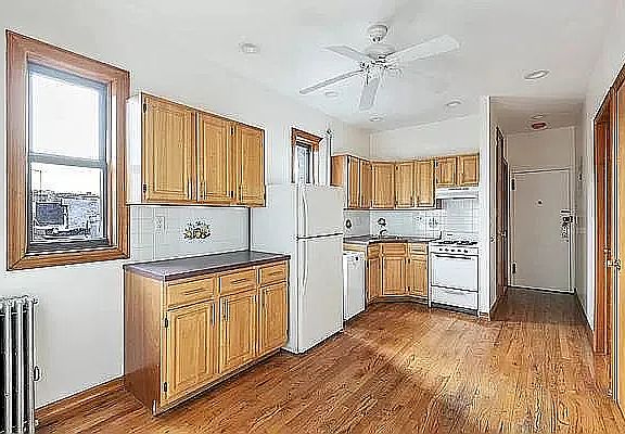 4th image of 463 4th Ave APT 4L