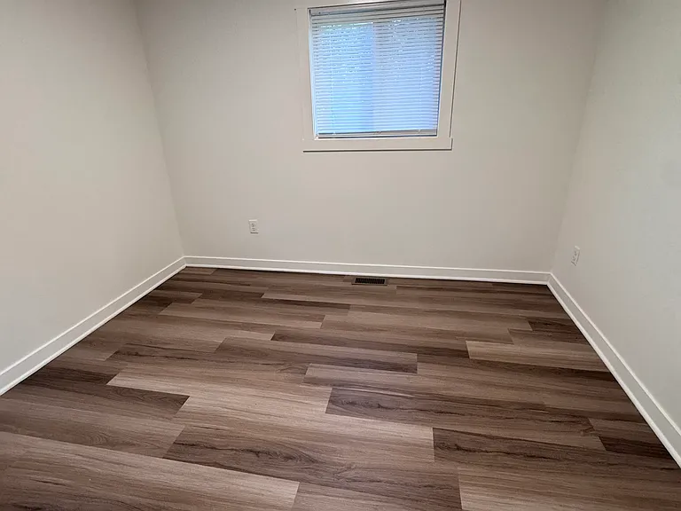 1759 Monterey Ct — Photo 8