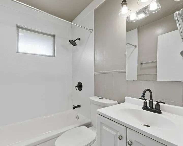 237 Grampian Rd — Photo 17