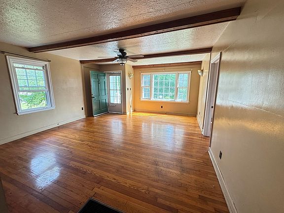 3rd image of 6612 South Dr