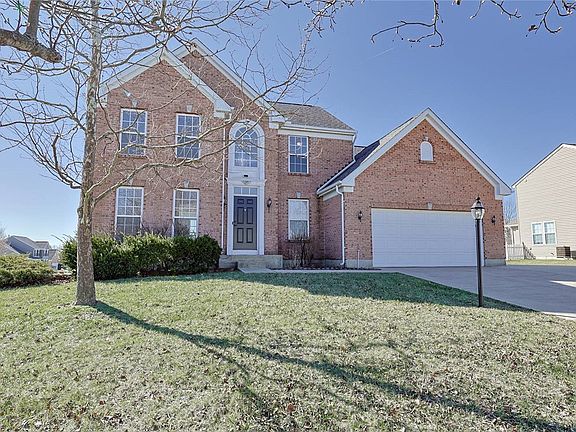 2nd image of 3485 Queen Victoria Ct