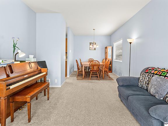 5th image of 1906 Ridgeview Dr