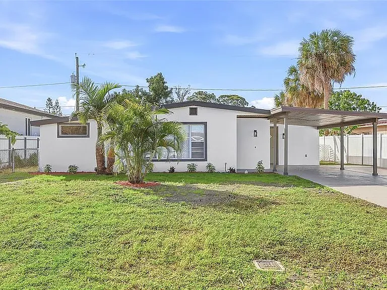 8012 Dell Dr — Photo 4