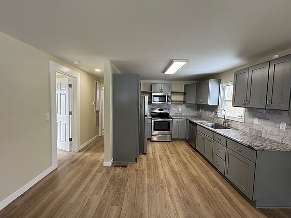 3rd image of 510 10th St