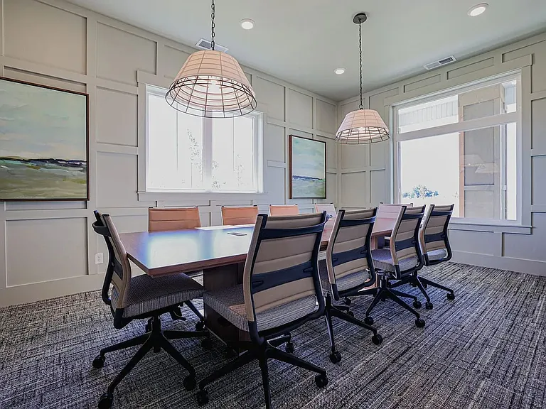 651 S 2400 W — Photo 26