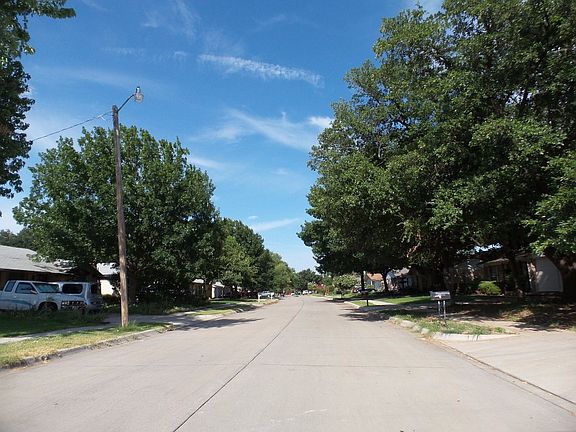 5th image of 2224 Skylark Dr