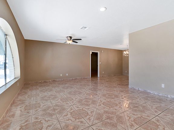 5th image of 8207 N 51st Dr