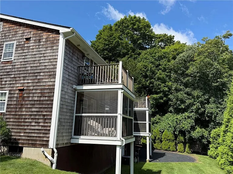 40 Prospect Ave #A4 — Photo 2