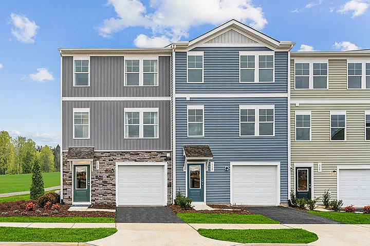 41 Laurin St photo 1