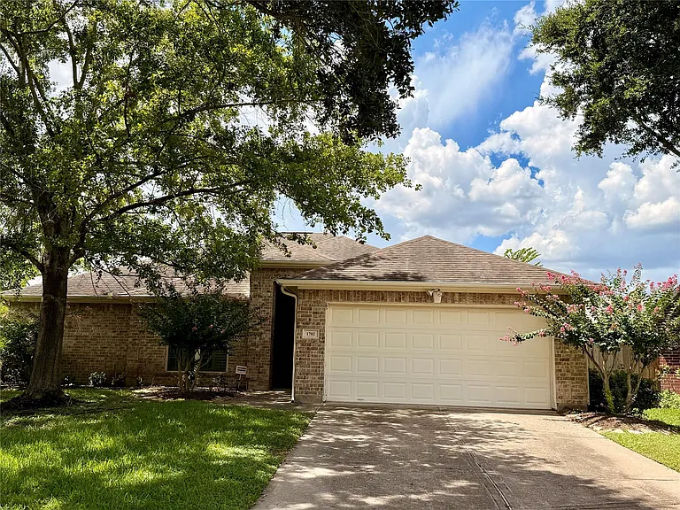 1702 Fantasy Woods Dr — Photo 19