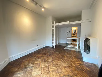 Rented by Triumph Property Group