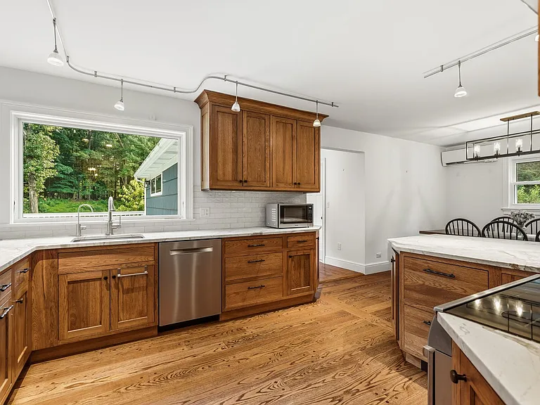 119 Mustato Rd — Photo 3
