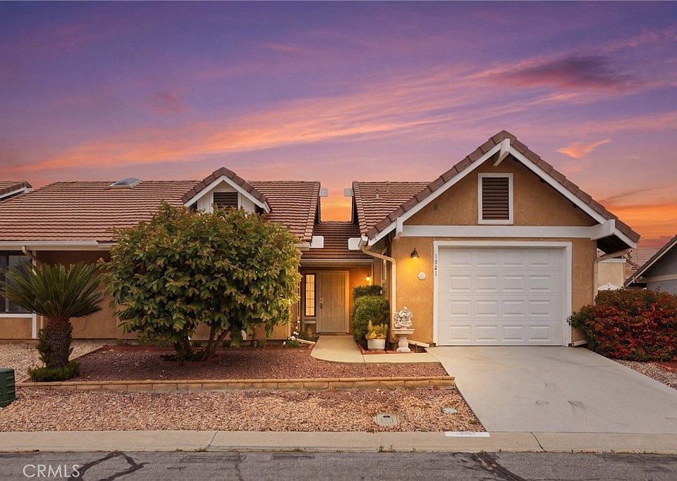 1st image of 1341 Yorktown Cir