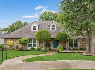 7704 Lemmonwood Dr, Dallas, TX 75231
