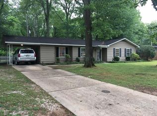 1604 Summerlane SE, Decatur, AL 35601