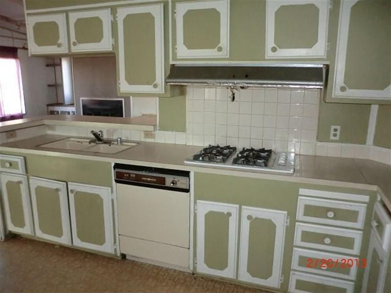 2nd image of 210 Haas Ct