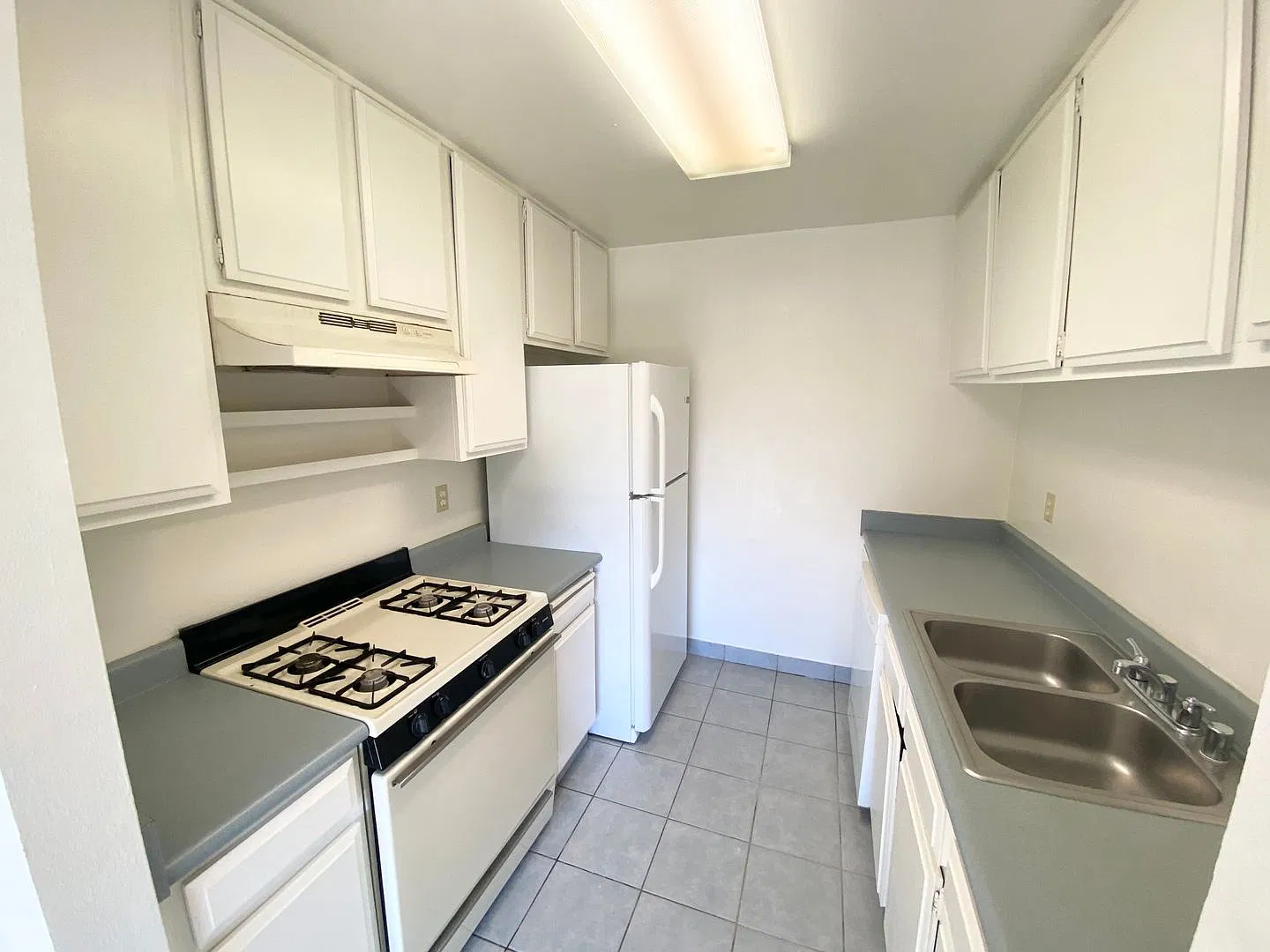 Amazing 1 bedroom unit in Dana Point — Photo 2