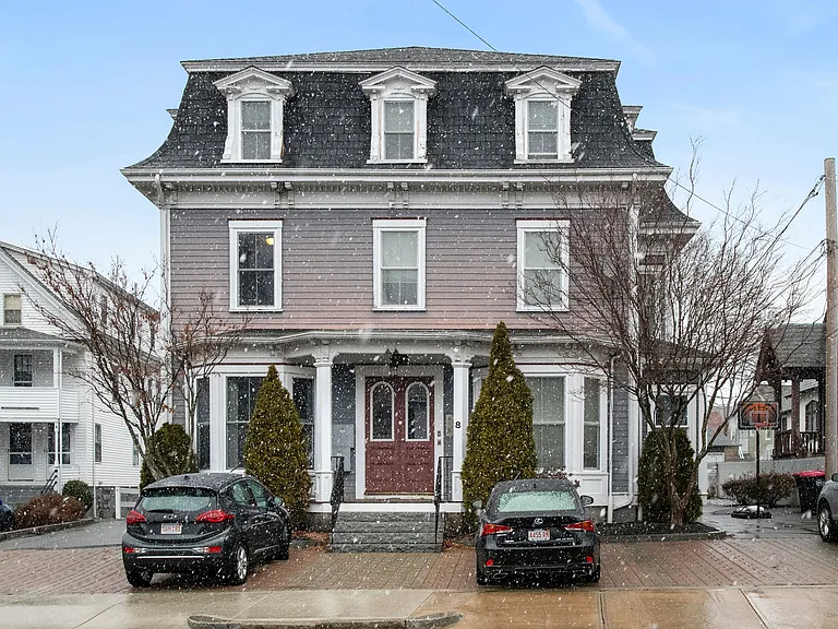 8 Common St #1 — Photo 11