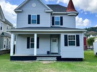 104 N Lexington Ave, Covington, VA