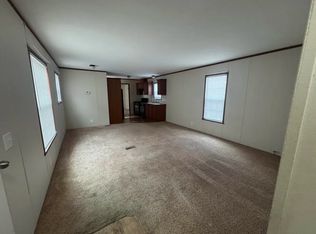 305 Darelnor St #10, Cadillac, MI 49601