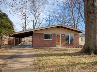 245 Moule Dr, Florissant, MO 63031