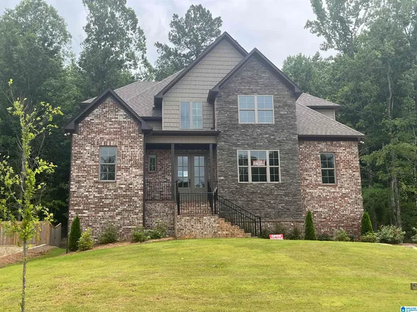 2084 Grey Oaks Ter, Pelham, AL 35124