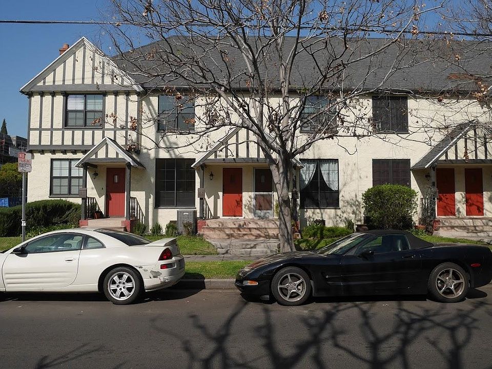 1st image of 7925 Oakwood Ave