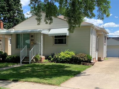 6455 Mayfair St, Taylor, MI, 48180