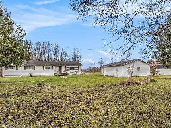 14985 Jeddo Rd, Brown City, MI 48416