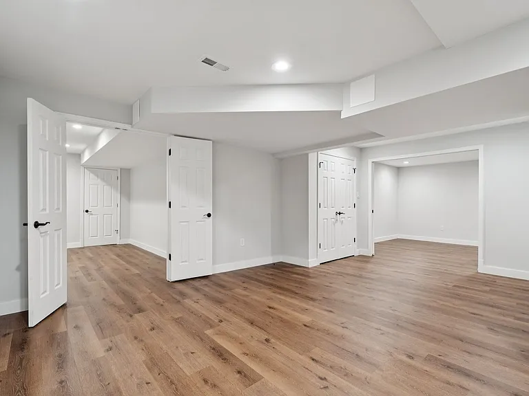 1291 Mason Mill Ct — Photo 34