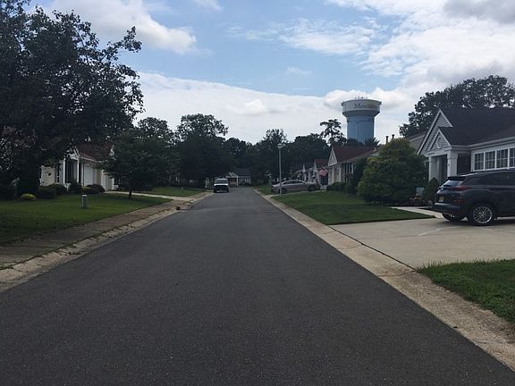 5th image of 1216B Thornbury Ln