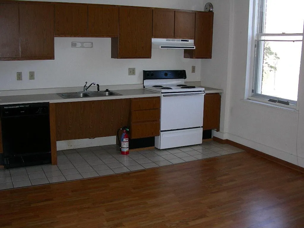 1 bed, 600 sqft, $650 — Photo 4