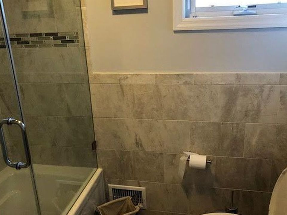 2nd image of 624 Coney Island Ave #2