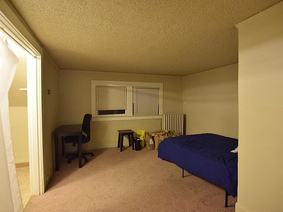 4th image of 4722 15th Ave NE APT 8