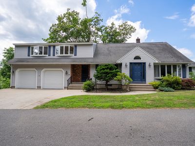 150 Lyman St, South Hadley, MA, 01075