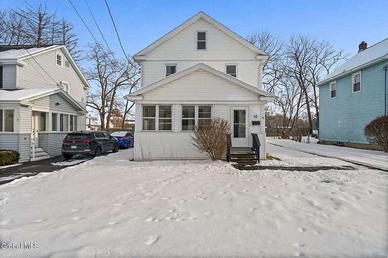 2nd image of 10 Wood Terrace