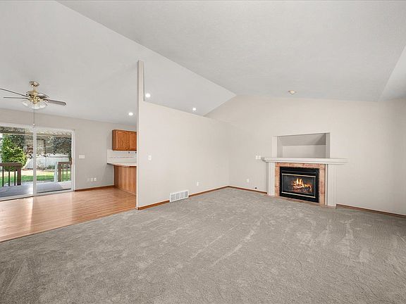 5th image of 7602 N Old Fort Dr