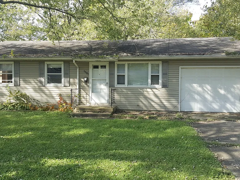 1321 Lafayette Ct — Photo 1