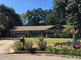 3 Debra Cres, Cartersville, GA 30120
